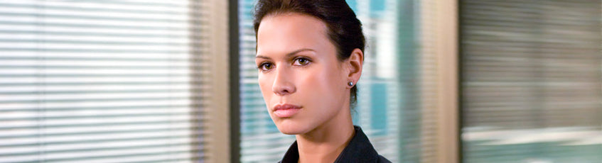 Rhona Mitra Autographed Collectibles & Memorabilia