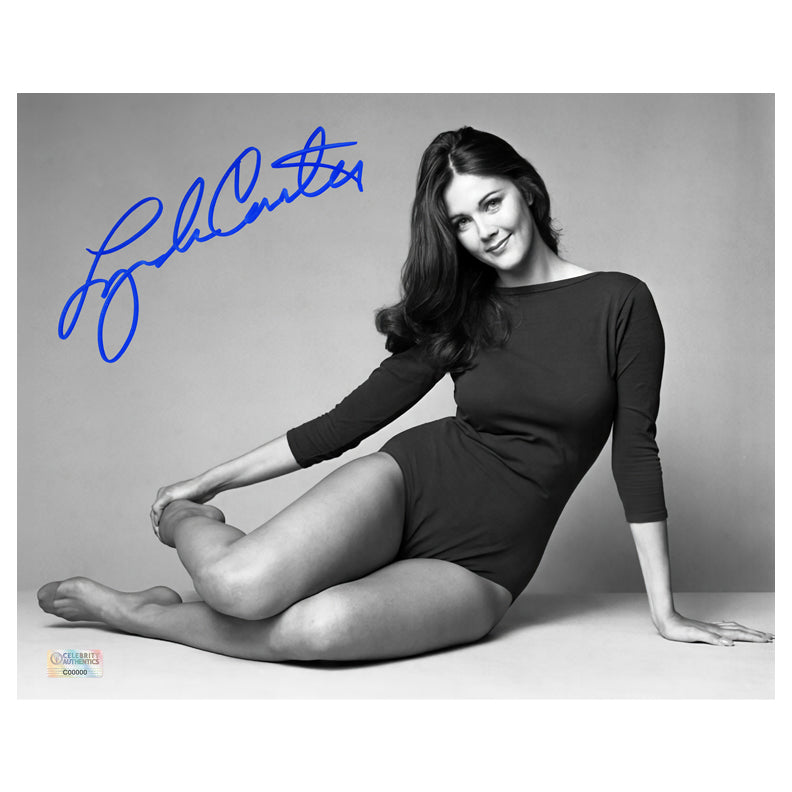 Lynda Carter Autographed Black &amp; White C 8x10 Studio Photo